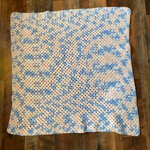 Crotchet square pastel unisex pink blue granny baby throw blanket